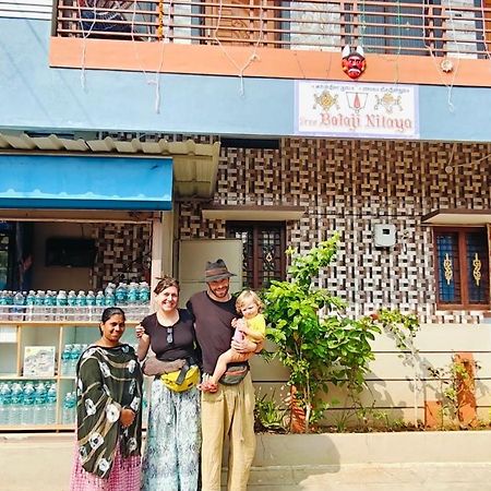 Balaji Homestay Hampi Exterior photo