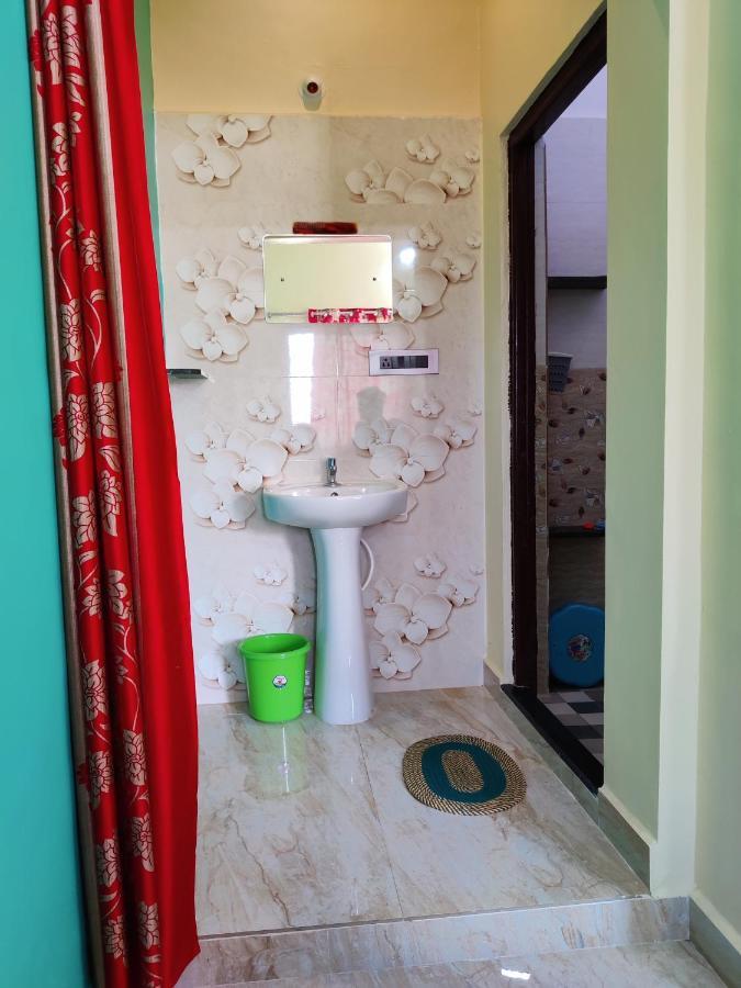 Balaji Homestay Hampi Exterior photo