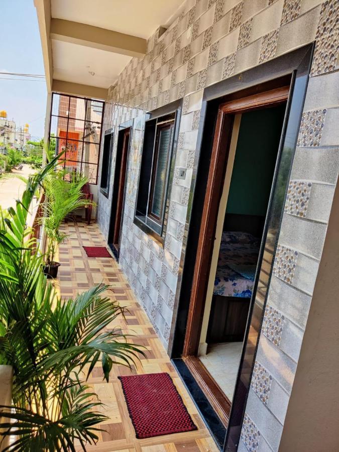 Balaji Homestay Hampi Exterior photo